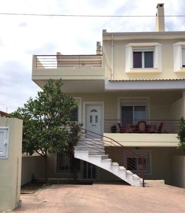 Amazing House In Kiato Near The Beach المظهر الخارجي الصورة